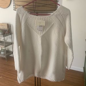 Woman’s Andrea Jovine Sweater